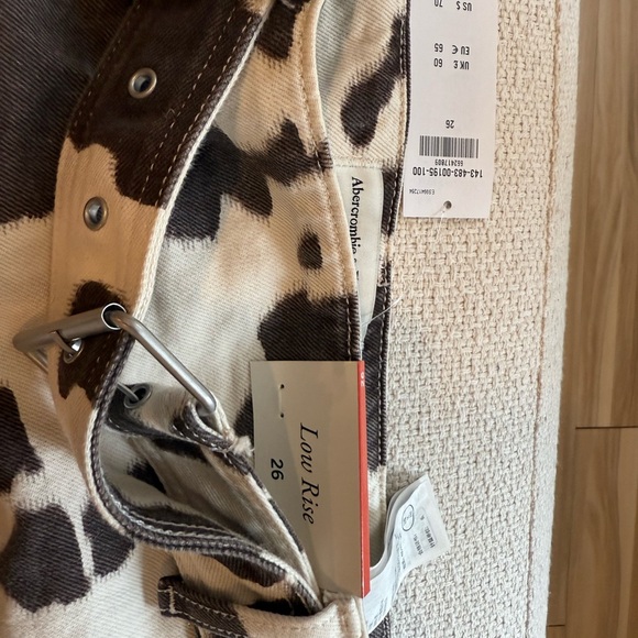 Abercrombie Cow Print Skirt size 26 - Picture 6 of 9